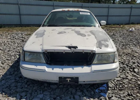 2004 Mercury Grand Marquis Ls z USA, uszkodzony, nr VIN 2MEFM75W54X628503